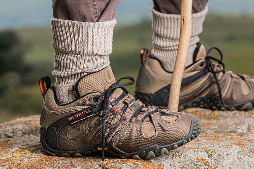 16 Simple Ways to Protect your Toes when Hiking Downhill