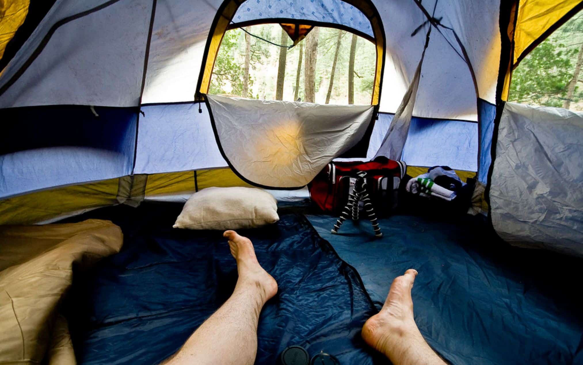 Спать в палатке