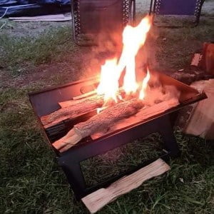 How to repel mosquitoes efficiently using fire